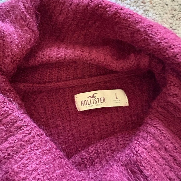Hollister Rich Burgundy Turtleneck Sweater - Picture 4 of 4